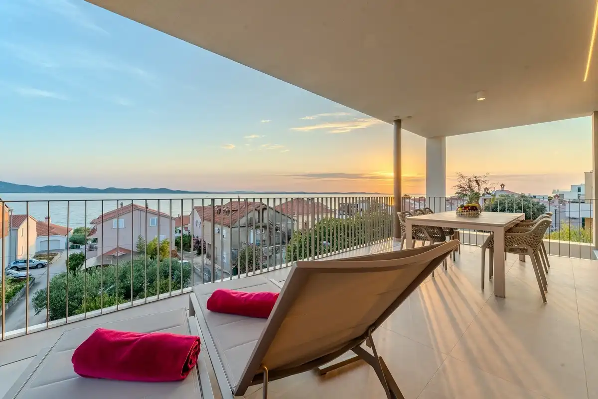 Apartment O