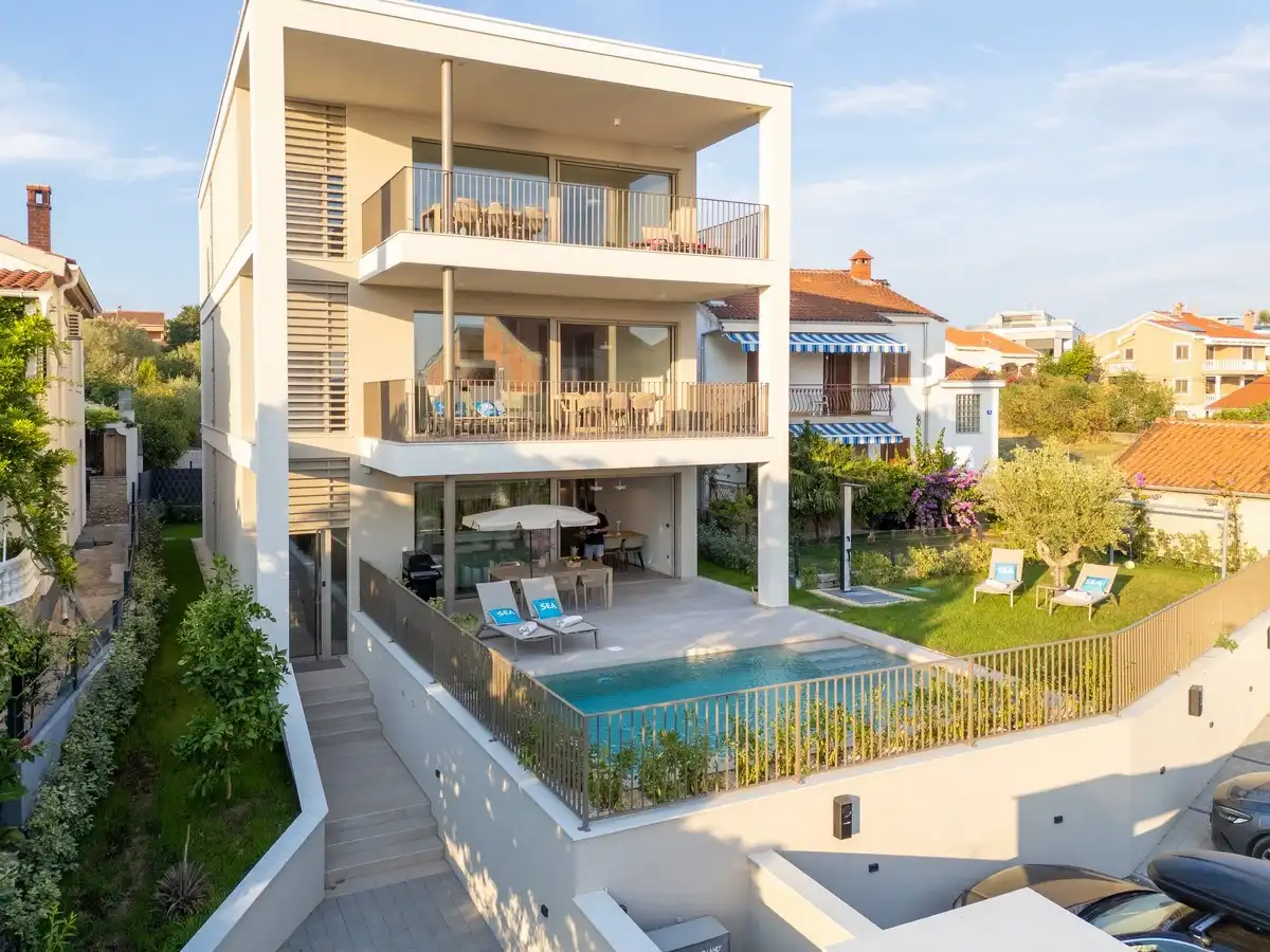 Apartment O