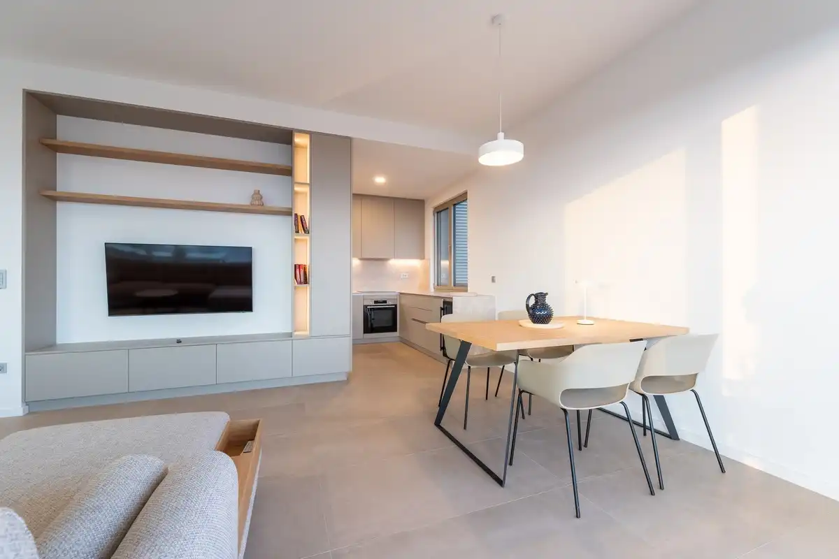 Apartment O