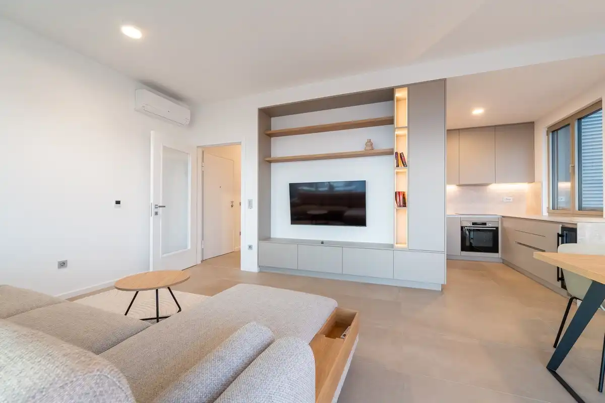 Apartment O