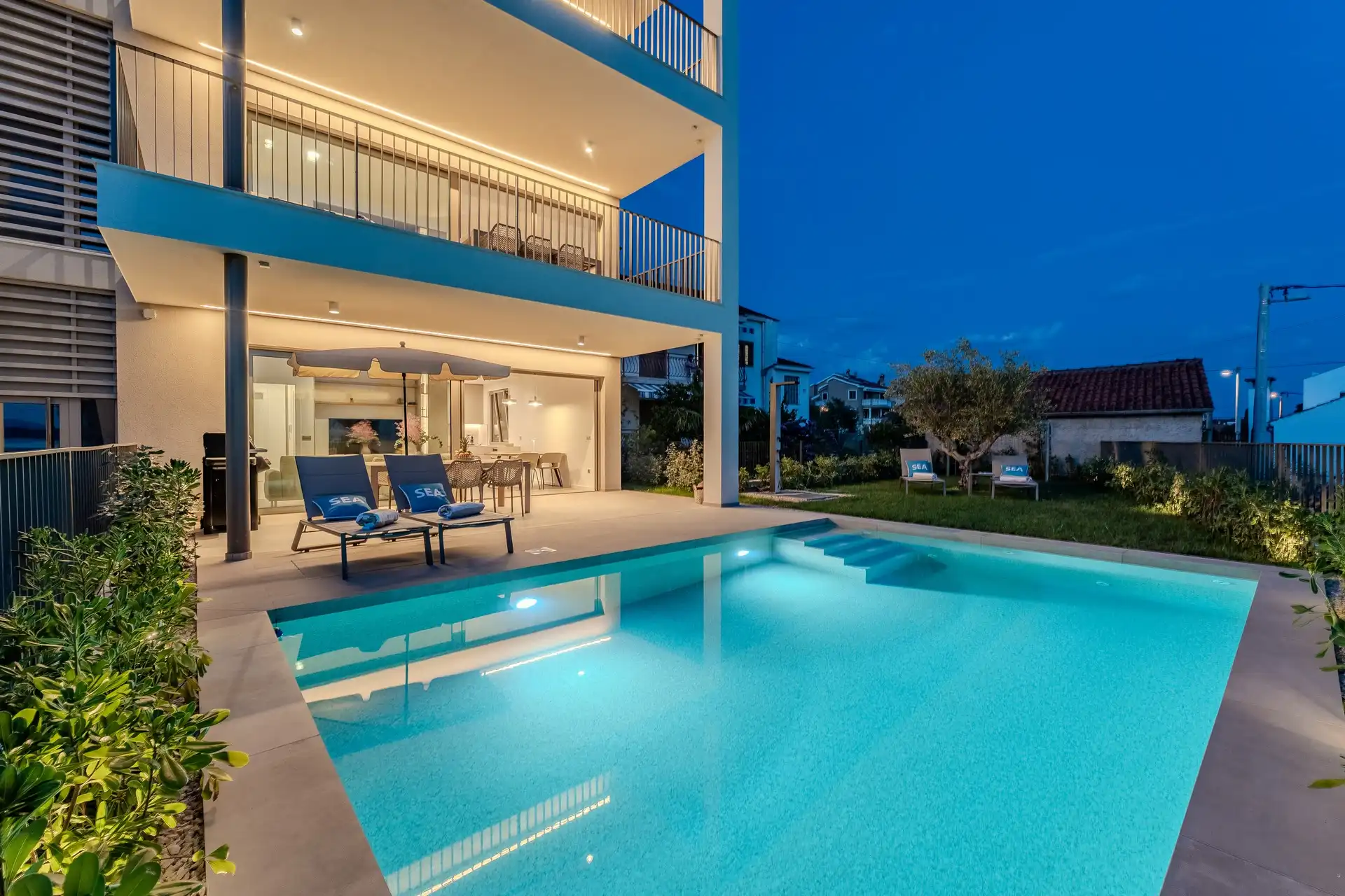 Apartment Q