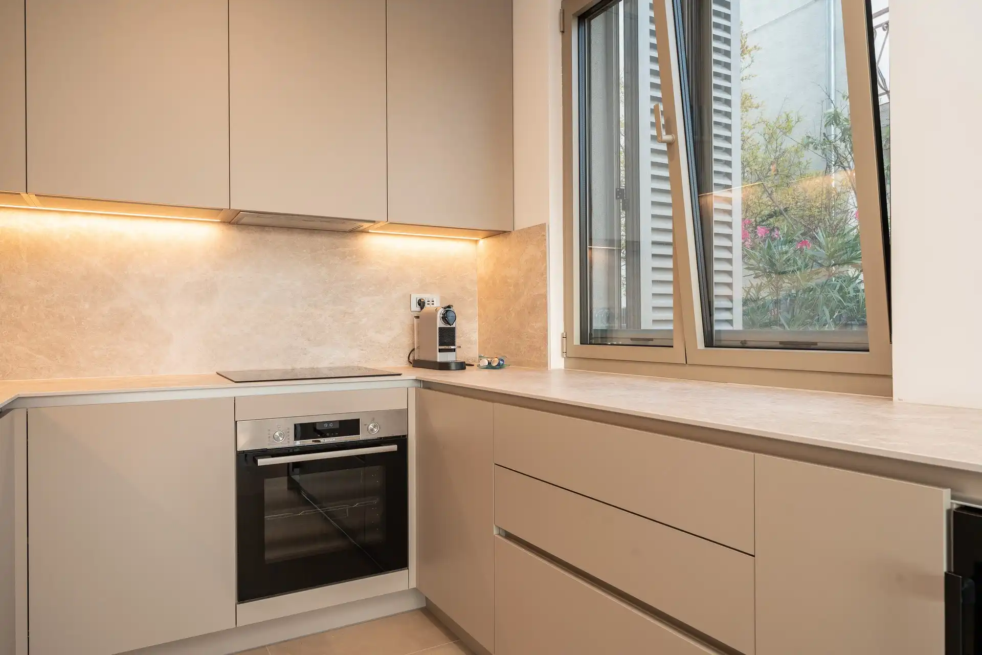Apartment Q